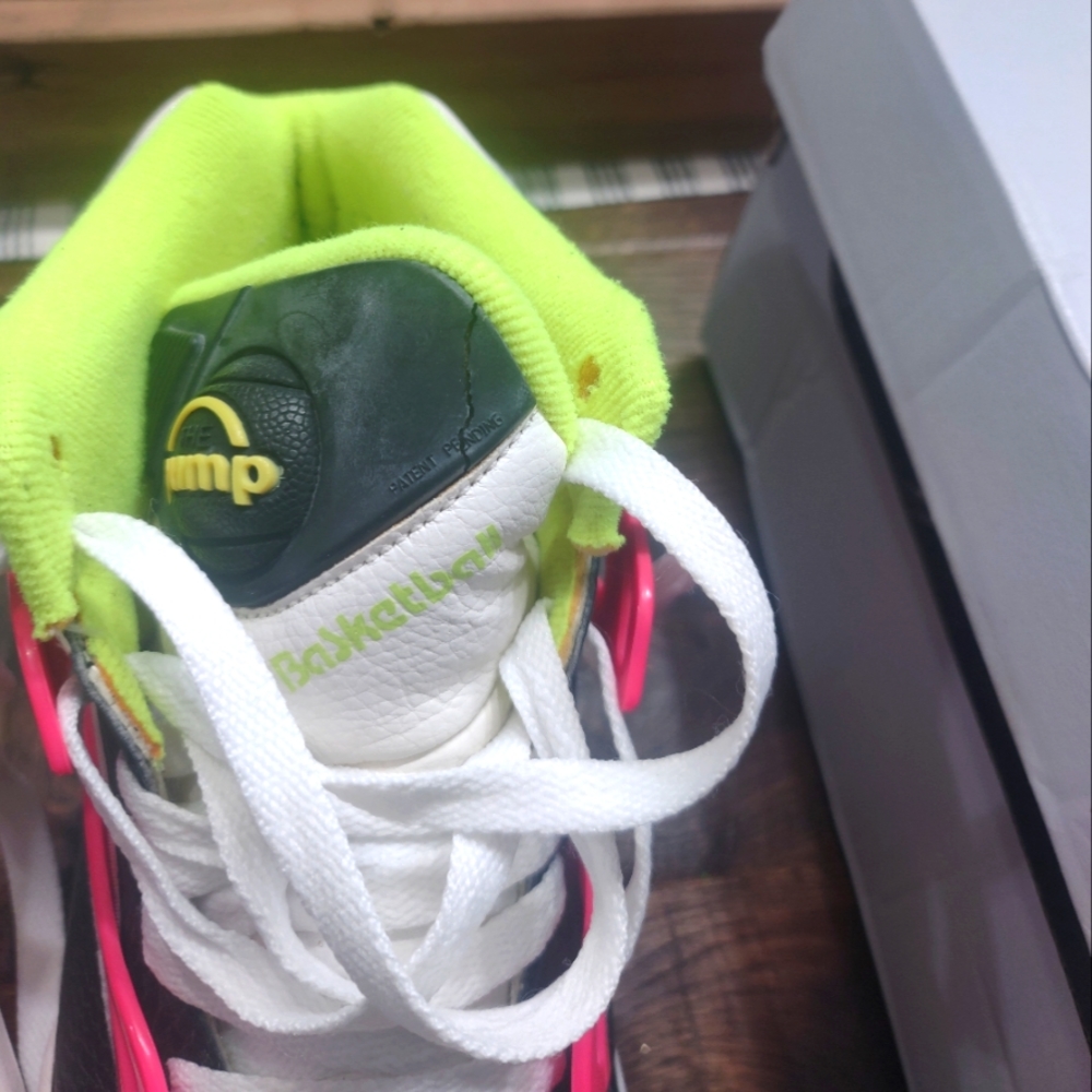 Garbage Reebok pump